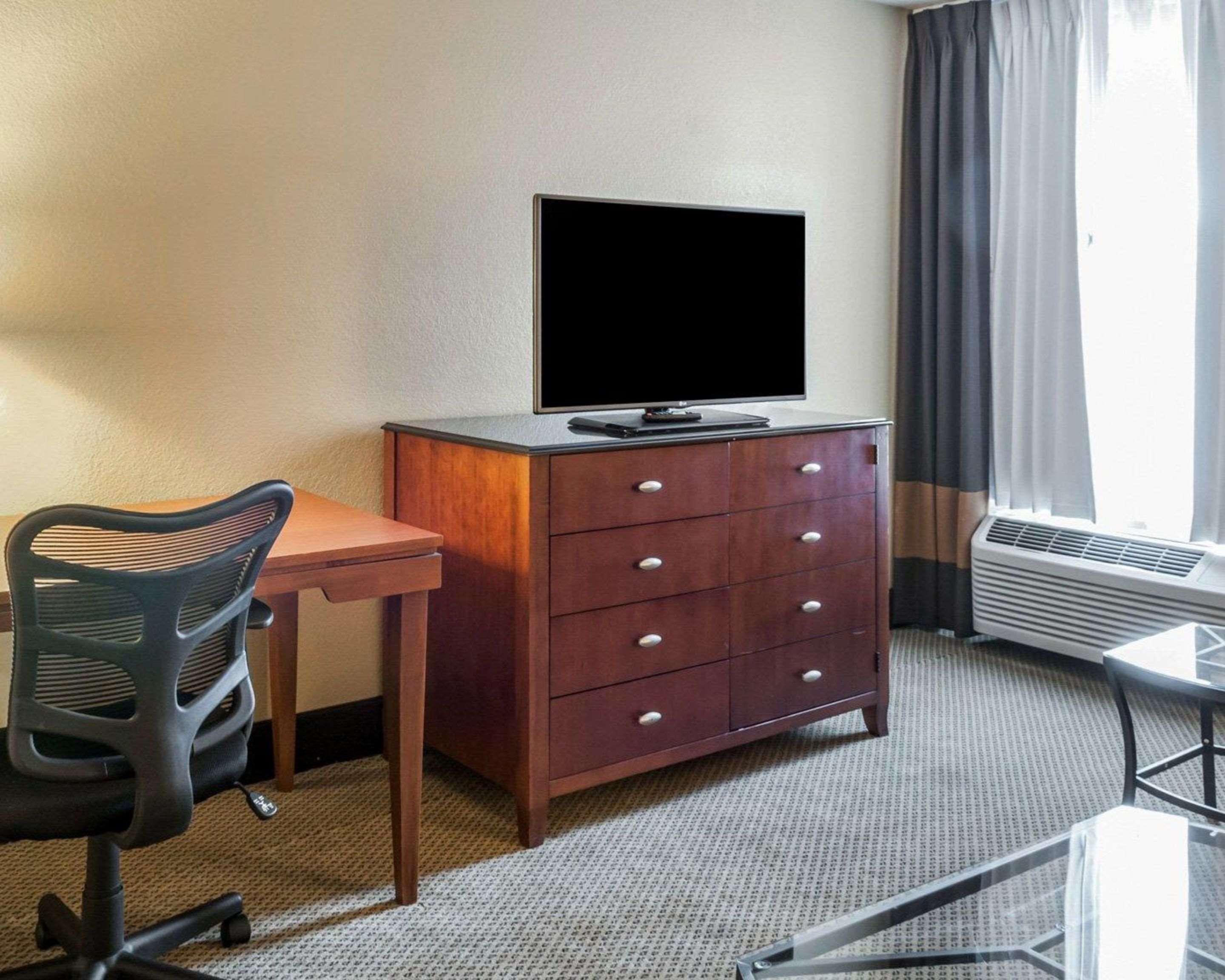 Quality Inn & Suites Albuquerque West Esterno foto