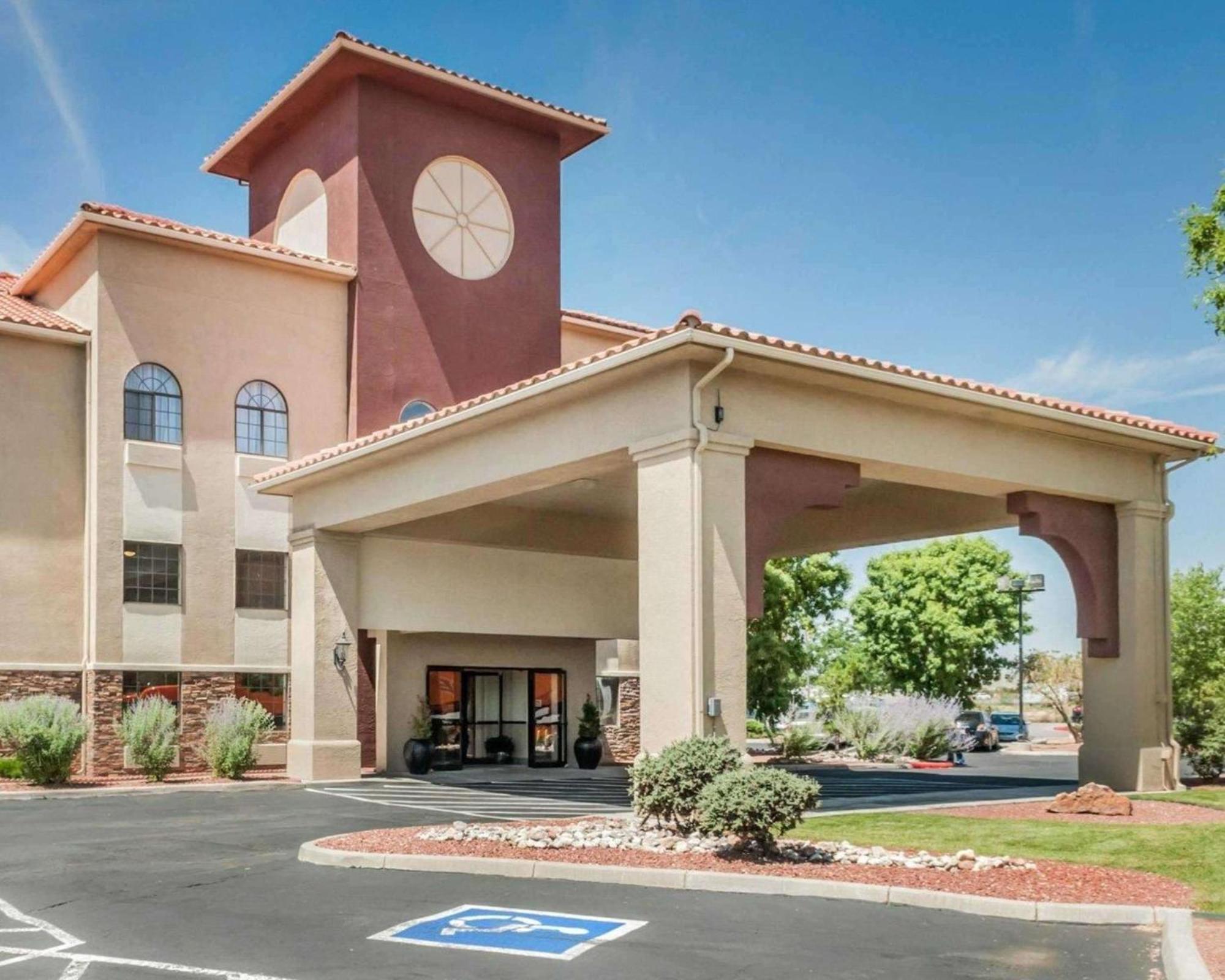 Quality Inn & Suites Albuquerque West Esterno foto