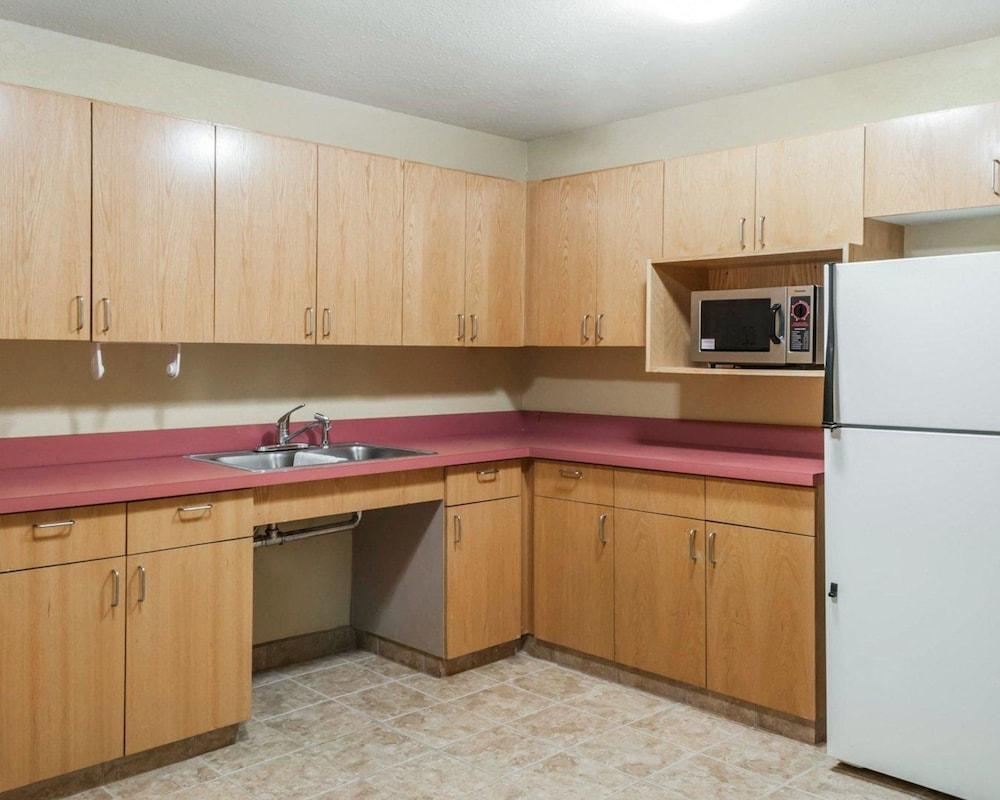 Quality Inn & Suites Albuquerque West Esterno foto