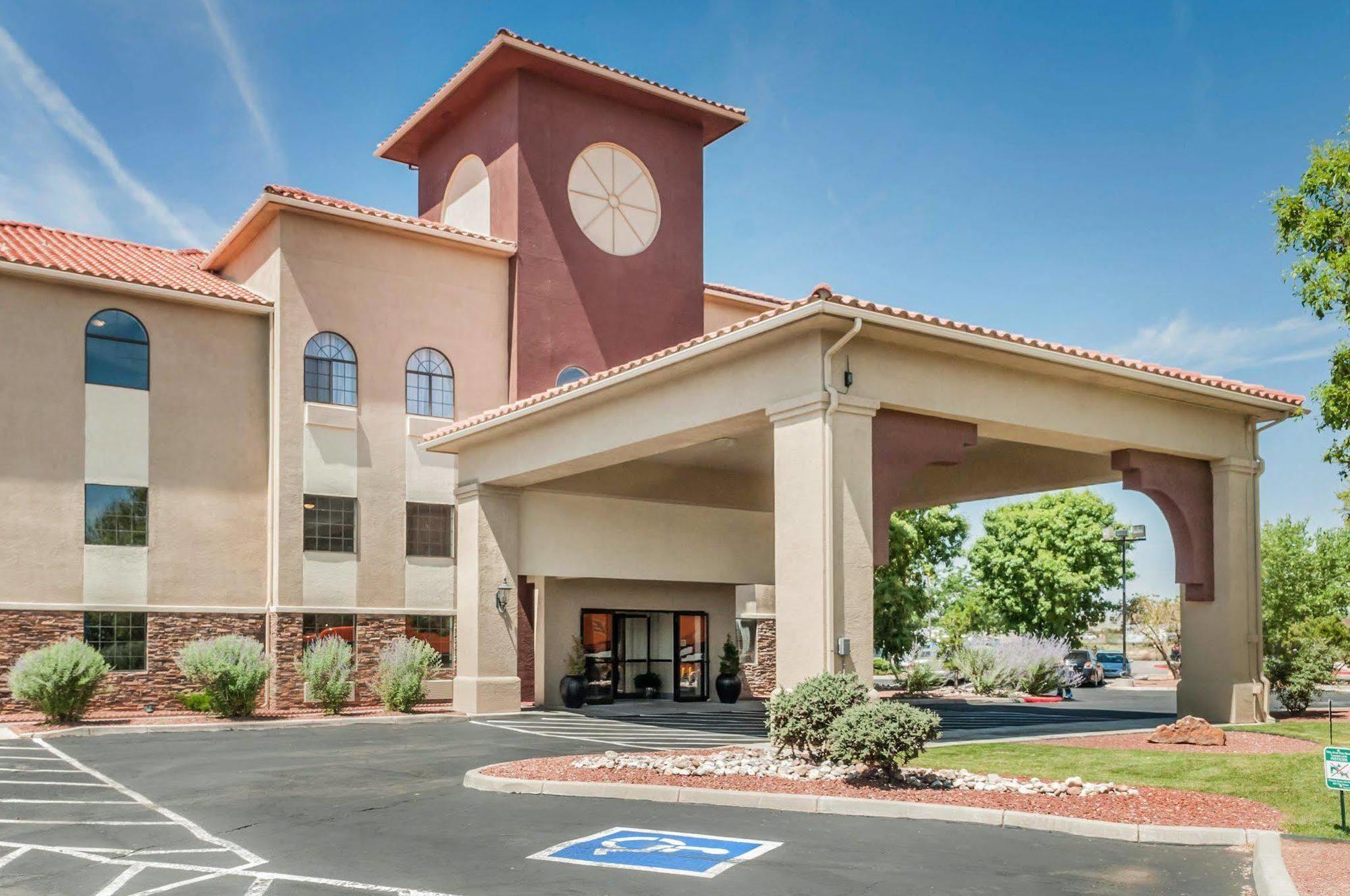 Quality Inn & Suites Albuquerque West Esterno foto